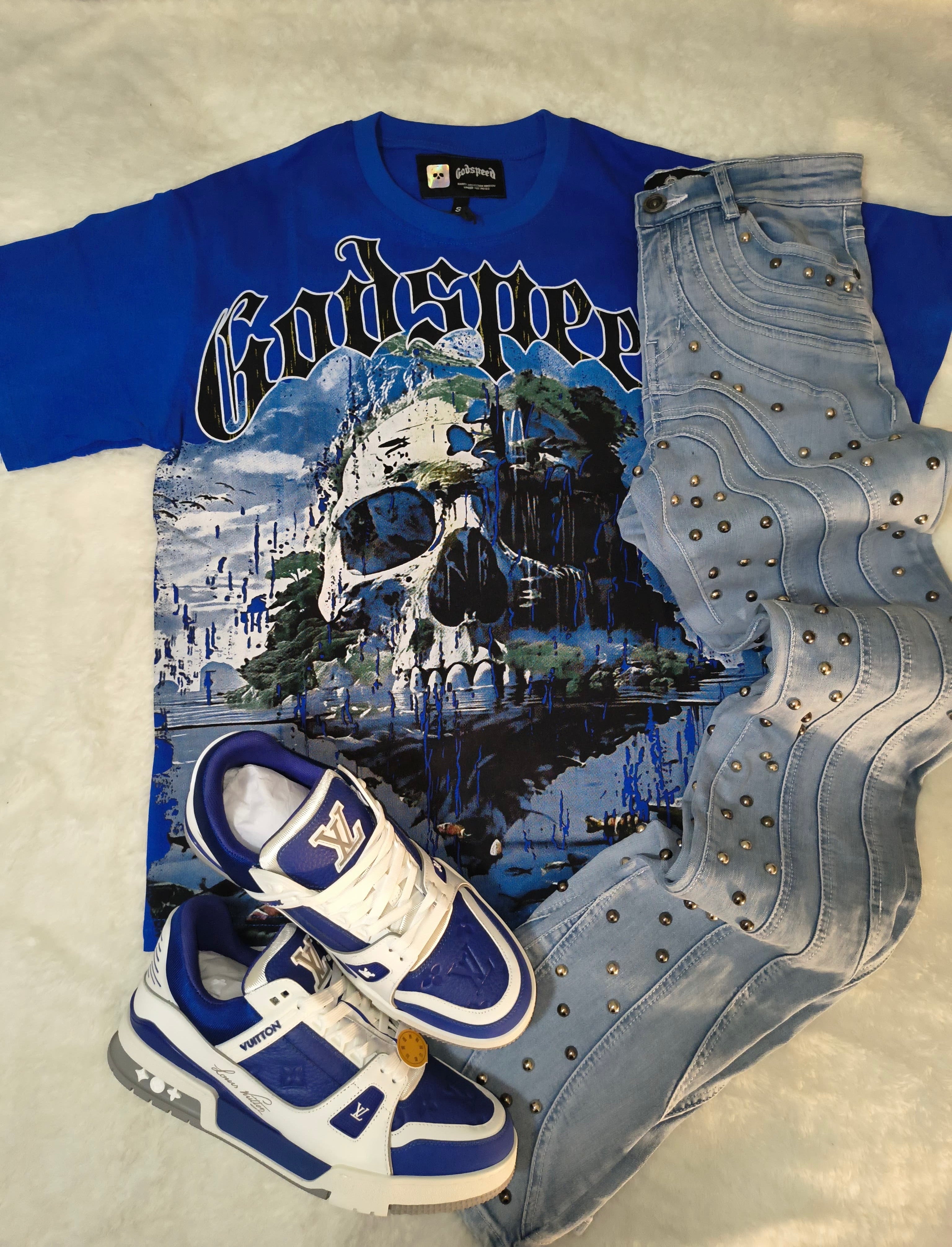 Oversized T-shirt Collage