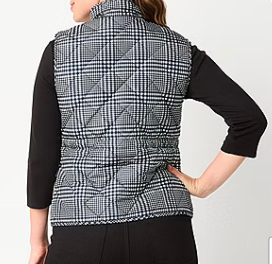 Heavyweight small quilted vest white and black